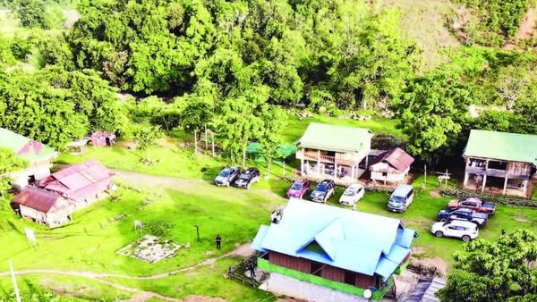 Thôn Chênh Vênh trở thành điểm đến hấp dẫn nhờ gắn du lịch sinh thái với bảo vệ rừng tự nhiên.