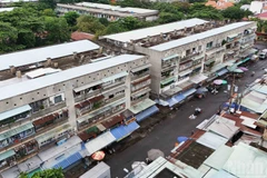 Thành phố Hồ Chí Minh hiện còn rất nhiều chung cư, cư xá cũ. Với các chung cư, cư xá được xây dựng cách đây trên 20 năm, nguy cơ cháy nổ luôn được coi là cao hơn hẳn các chung cư, cư xá mới.