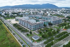 Trung tâm Hành chính-chính trị tỉnh Bà Rịa -Vũng Tàu trước đây, nay thuộc phường Bà Rịa,Thành phố Hồ Chí Minh. 