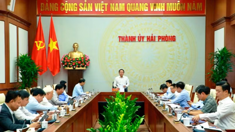 Quang cảnh phiên họp của Ban Chỉ đạo của Thành ủy Hải Phòng về công tác bầu cử đại biểu Quốc hội khóa XVI và đại biểu Hội đồng nhân dân các cấp nhiệm kỳ 2026-2031 tại thành phố Hải Phòng. (Ảnh: DUY THÍNH)