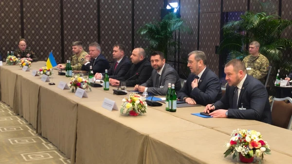 [Video] Phái đoàn Ukraine bất đồng ý kiến tại hòa đàm Geneva