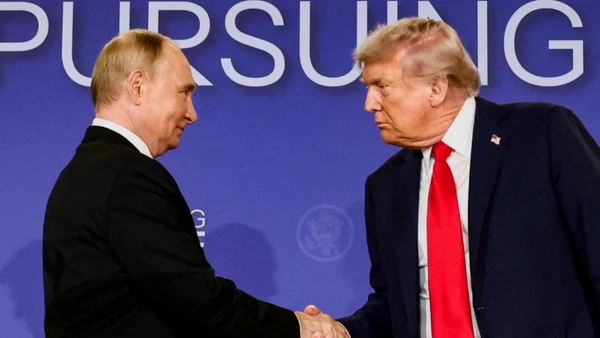 [Video] Tổng thống Nga V. Putin đóng góp 1 tỷ USD vào Hội đồng Hoà Bình của Mỹ