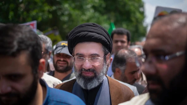 [Video] Chân dung ông Mojtaba Khamenei – người kế nhiệm Lãnh tụ Tối cao của Iran 