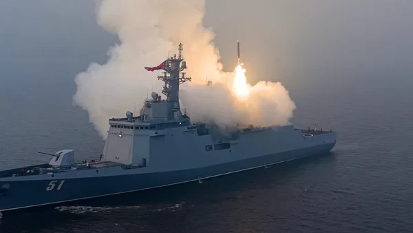 [Video] Triều Tiên phóng tên lửa chiến lược từ khu trục hạm mới