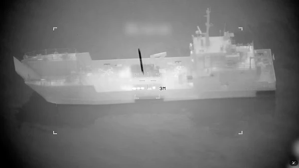 [Video] Mỹ phá hủy hàng loạt tàu rải thủy lôi của Iran gần Eo biển Hormuz 