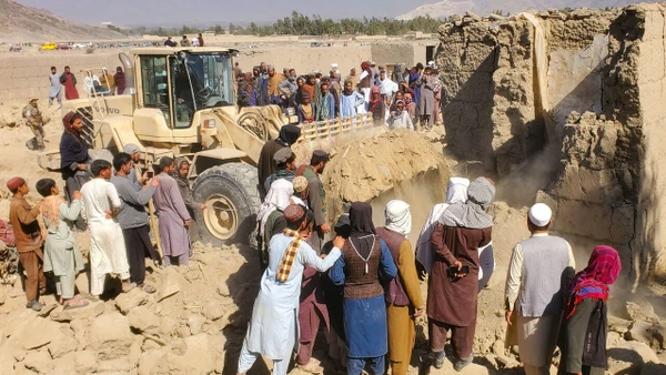 [Video] Pakistan không kích xuyên biên giới Afghanistan, gây nhiều thương vong