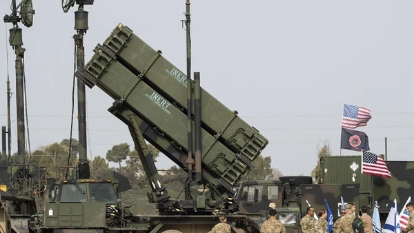 [Video] Mỹ phân bổ 800 triệu USD sản xuất vũ khí cho Ukraine trong 2 năm tới