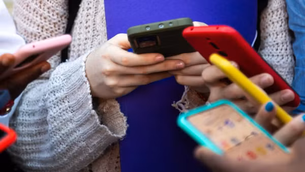 [Video] Seoul thúc đẩy cai nghiện smartphone trong thanh thiếu niên