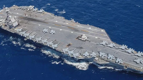 [Video] Tàu sân bay USS Gerald R. Ford cháy tại Biển Đỏ, 2 thủy thủ bị thương