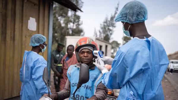 [Video] Uganda khẩn cấp đóng cửa biên giới với CHDC Congo nhằm ngăn dịch Ebola