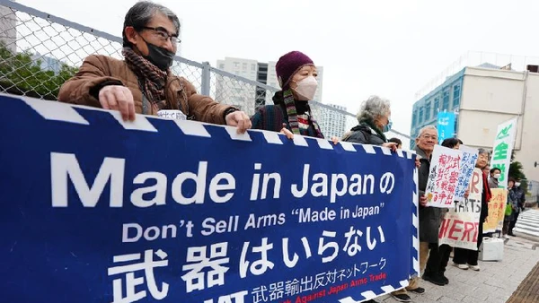 [Video] Biểu tình tại Nhật Bản phản đối kế hoạch xuất khẩu vũ khí 