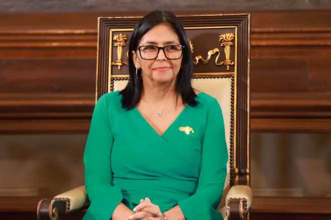 Bà Delcy Rodriguez tại lễ tuyên thệ nhậm chức Tổng thống lâm thời Venezuela, ở Caracas ngày 5/1/2026. Ảnh: THX/TTXVN