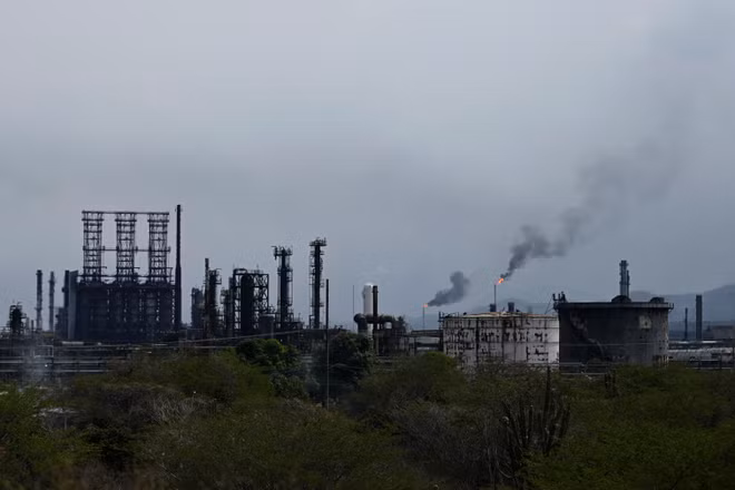 Khu liên hợp công nghiệp hóa dầu ở bang Anzoategui, Venezuela. Ảnh: THX/TTXVN