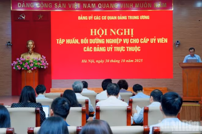 Quang cảnh hội nghị. 