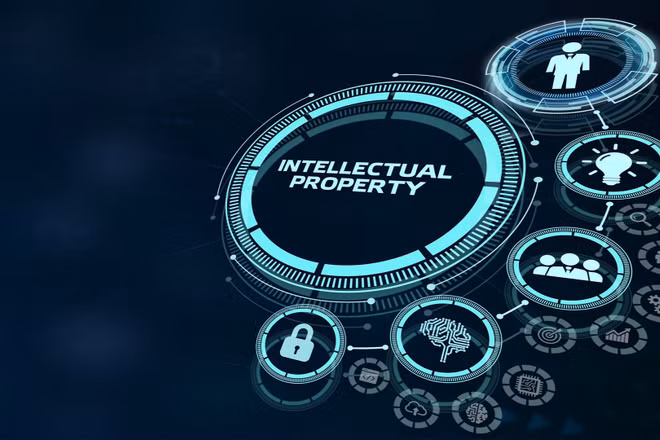 Điểm nổi bật của Luật Sở hữu trí tuệ sửa đổi năm 2025 là chuyển từ trách nhiệm phản ứng sang chủ động phòng ngừa và bảo vệ, nâng cao hiệu quả thực thi quyền sở hữu trí tuệ trên môi trường số. (Ảnh minh họa)