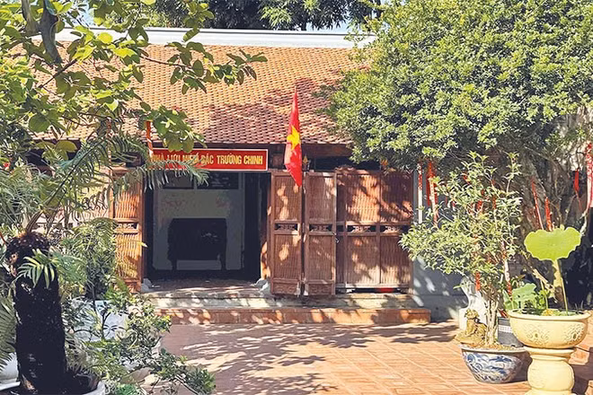 Khu Nhà lưu niệm Bác Trường Chinh trong khuôn viên chùa Đồng Kỵ.
