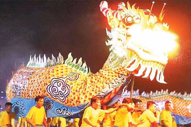 Điệu múa rồng nhang đã đi vào tâm thức người dân xứ nắng Tây Ninh.