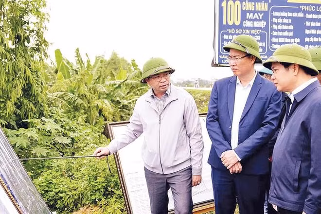 Lãnh đạo tỉnh Hưng Yên kiểm tra tiến độ giải phóng mặt bằng những dự án trọng điểm triển khai trên địa bàn xã Châu Ninh.