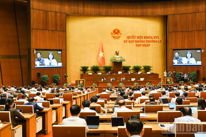 Quang cảnh một phiên họp ở hội trường tại Kỳ họp không thường lệ thứ nhất, Quốc hội khóa XVI. (Ảnh: DUY LINH)