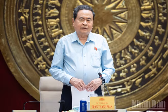 Chủ tịch Quốc hội Trần Thanh Mẫn phát biểu tại cuộc làm việc. (Ảnh: DUY LINH)