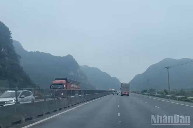 Dự báo nhiều nơi ở miền bắc sáng sớm có sương mù và sương mù nhẹ rải rác. (Ảnh minh họa: Đ.T)