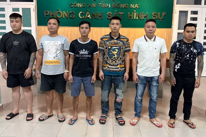 Các đối tượng trong nhóm cho vay nặng lãi bị bắt giữ.
