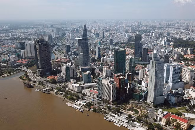Thành phố Hồ Chí Minh ngày càng phát triển hiện đại, văn minh. (Ảnh: HOÀNG TRIỀU)