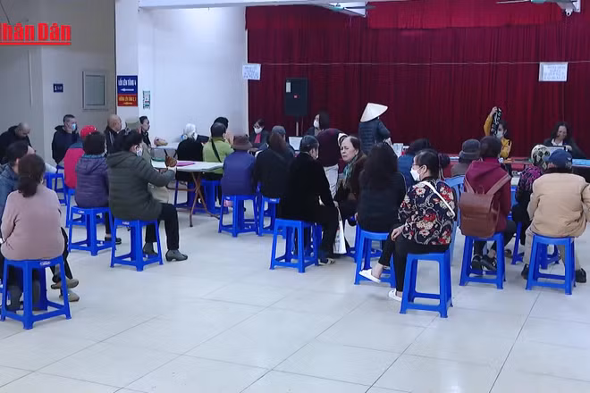 [Video] Thủ tướng yêu cầu gộp 2 tháng lương hưu chi trả vào dịp Tết Nguyên đán 