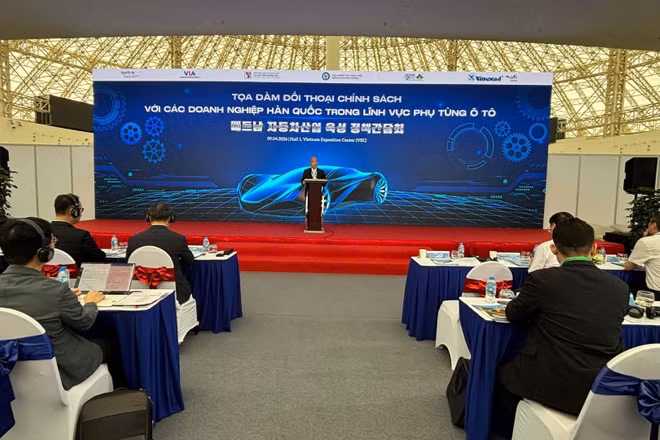 Tọa đàm Đối thoại chính sách với các doanh nghiệp Hàn Quốc trong lĩnh vực phụ tùng ô-tô.