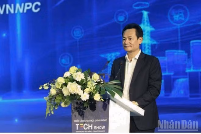 Ông Nguyễn Đức Thiện, Tổng Giám đốc EVNNPC phát biểu khai mạc hội thảo. (Ảnh: AN NGUYÊN)