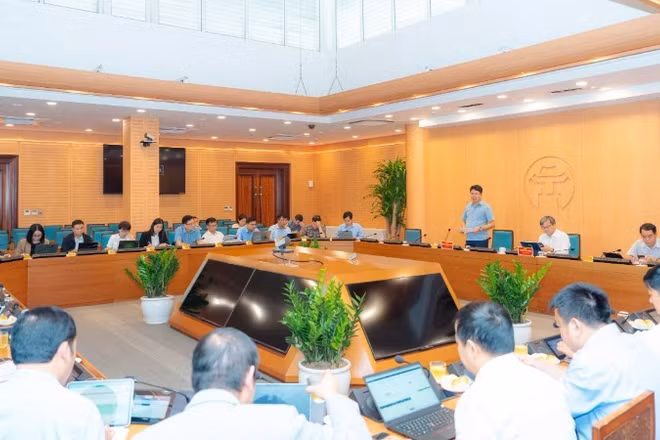Quang cảnh buổi làm việc.