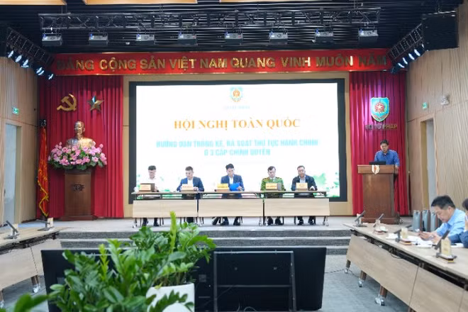 Quang cảnh hội nghị 