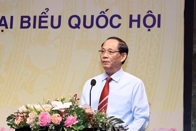 Phó Chủ tịch Quốc hội Trần Quang Phương phát biểu tại hội nghị.