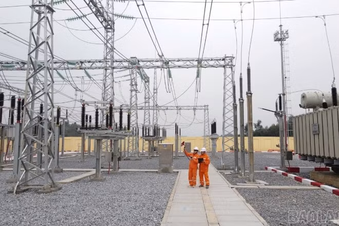 Điện lực Lào Cai nỗ lực giữ dòng điện ổn định, liên tục.