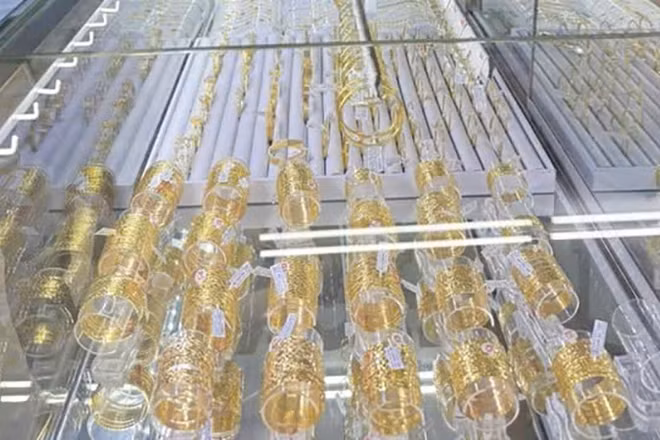 Phát hiện nhiều vụ vi phạm kinh doanh vàng và trang sức tại Vĩnh Long. 