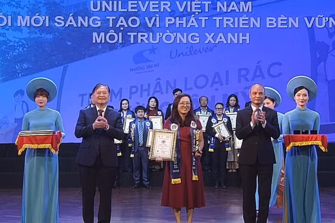 Unilever Việt Nam được vinh danh tại hai giải thưởng phát triển bền vững