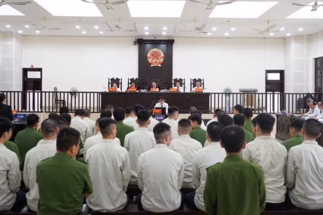 Quang cảnh phiên tòa. (Ảnh: AD)