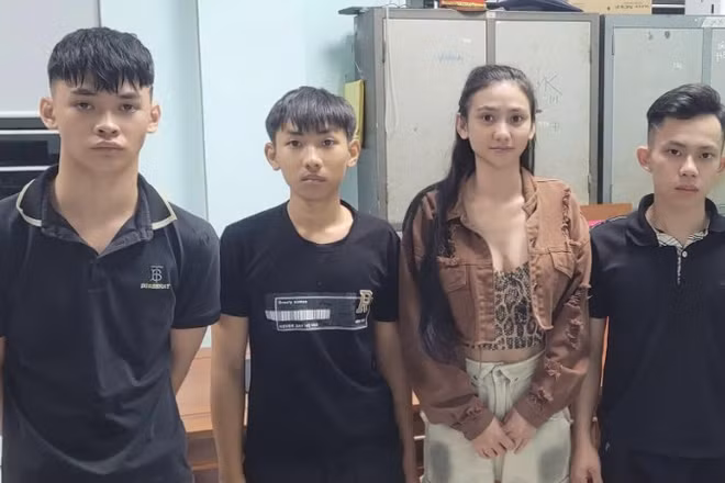 Các đối tượng tại cơ quan điều tra. (Ảnh: Công an cung cấp)
