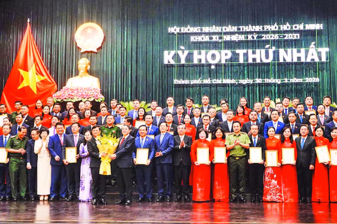 Các đại biểu Hội đồng nhân dân Thành phố Hồ Chí Minh khóa XI. (Ảnh THẾ ANH)