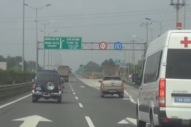 Tuyến cao tốc Nội Bài-Lào Cai.