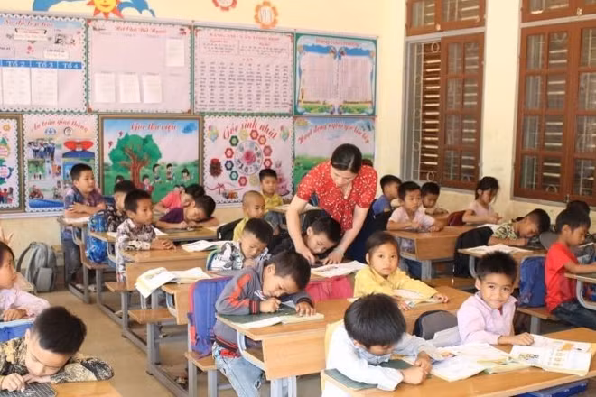 Một tiết học trẻ em vùng cao tại Lai Châu. (Ảnh: PV)