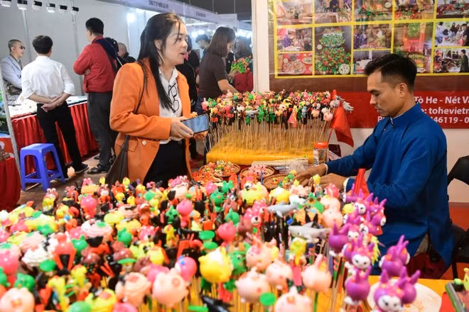 Một gian hàng tò he tại Triển lãm.