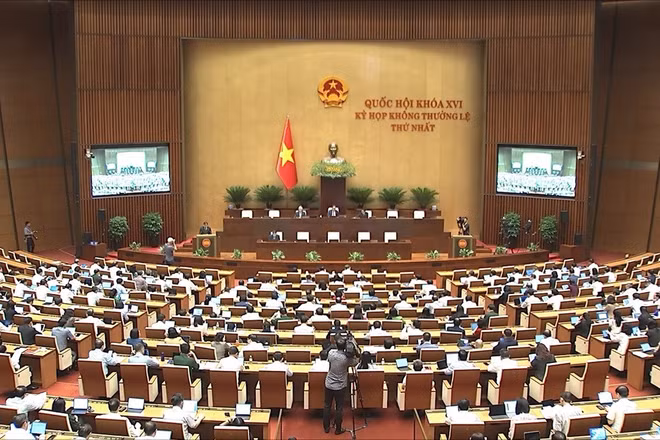 [Video] Quốc hội xem xét đề xuất sửa quy định xử lý hành vi trốn tránh nghĩa vụ quân sự
