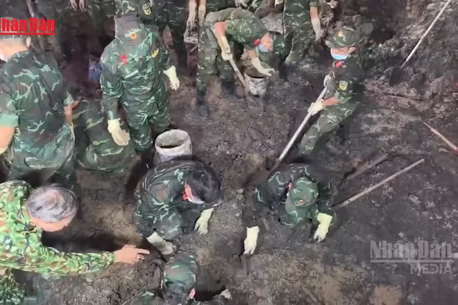 [Video] Những di vật sau 58 năm mở thêm hy vọng xác định danh tính các liệt sĩ tại công viên Lê Thị Riêng