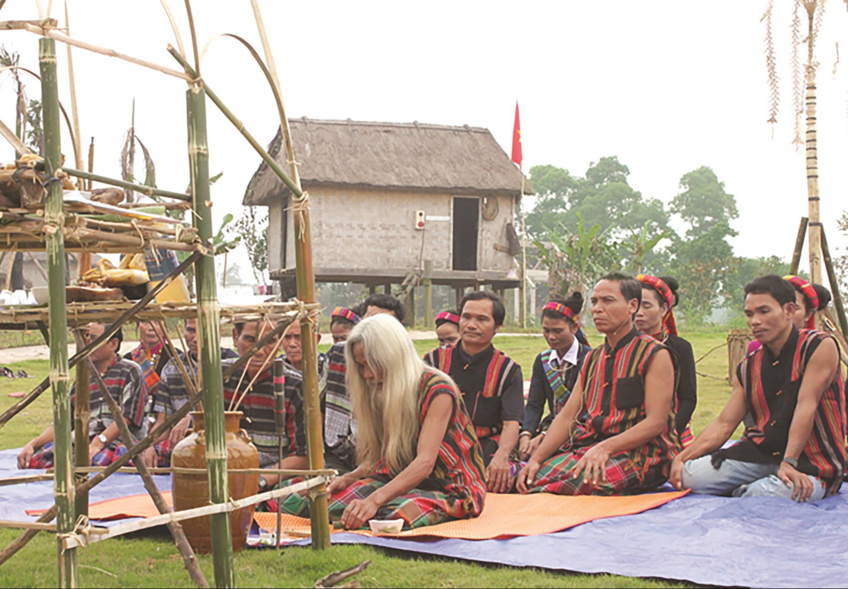 Đồng bào Bru-Vân Kiều hiện còn lưu giữ nhiều lễ hội độc đáo. (Báo Dân tộc và phát triển)