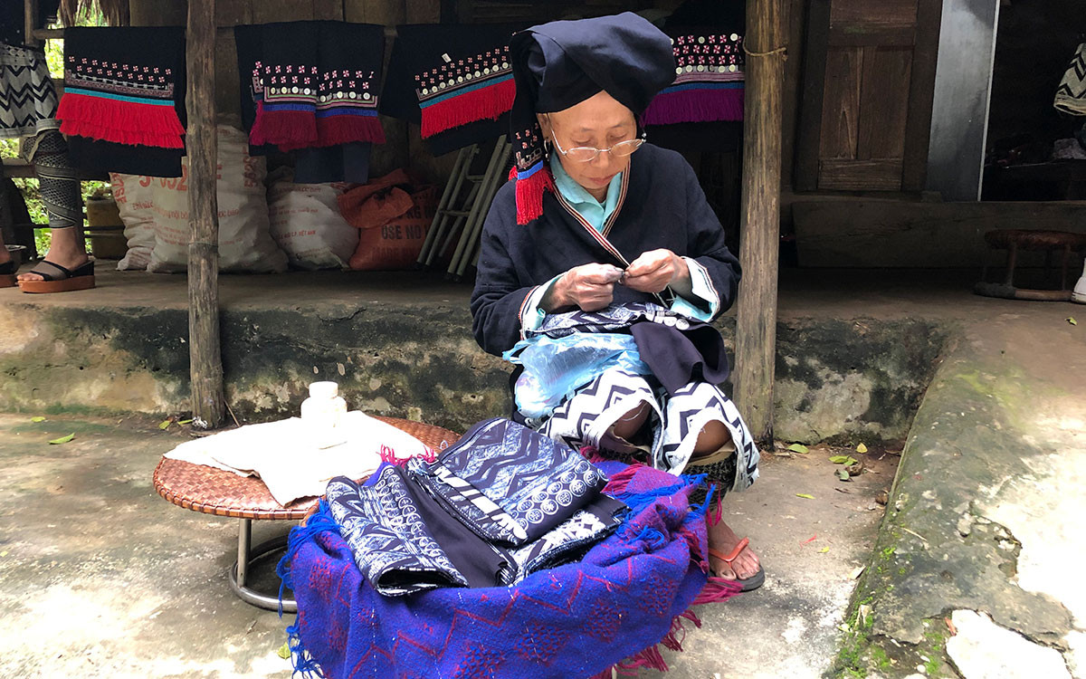 Phụ nữ Dao Tiền ở xóm Sưng, Đà Bắc, Hòa Bình. (Ảnh: KHÁNH NGUYÊN) Phụ nữ Dao Tiền ở xóm Sưng, Đà Bắc, Hòa Bình. (Ảnh: KHÁNH NGUYÊN)