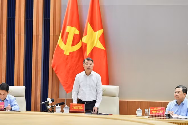 Thủ tướng Chính phủ Lê Minh Hưng chủ trì cuộc làm việc với 5 tỉnh, thành phố phía bắc về triển khai thực hiện Kết luận của Tổng Bí thư, Chủ tịch nước Tô Lâm về nhà ở xã hội, nhà ở cho thuê. (Ảnh: THANH GIANG)