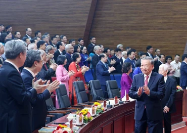 Tổng Bí thư Tô Lâm dự Lễ Công bố Nghị quyết sáp nhập đơn vị hành chính tại Thành phố Hồ Chí Minh. Ảnh: Thống Nhất – TTXVN