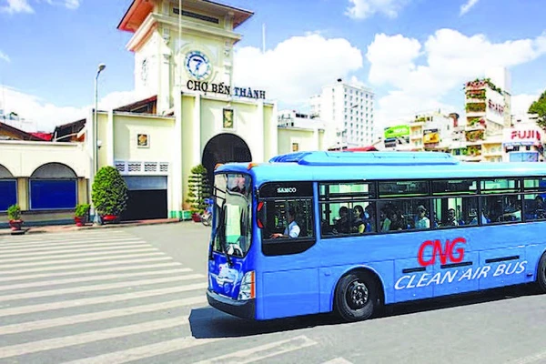 Xe buýt chạy bằng khí CNG.