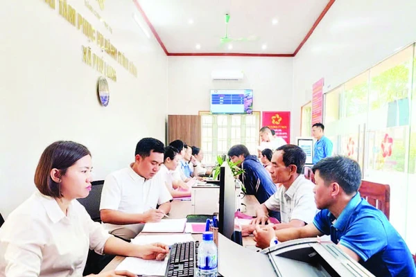 Trung tâm Phục vụ hành chính công xã Phú Long, tỉnh Ninh Bình. (Ảnh ĐÀO PHƯƠNG)